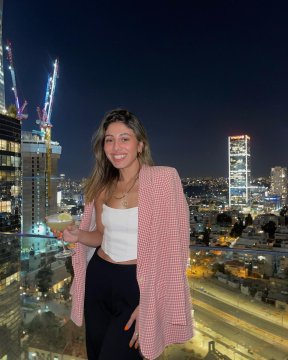 Fanciulla da Firenze,Italia